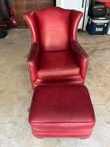 Photo of free Leather Chair (Sandy Springs-Riverside Dr) #3