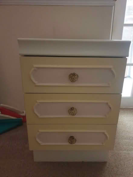 Photo of free Small Chest Of Drawers (DA1) #2