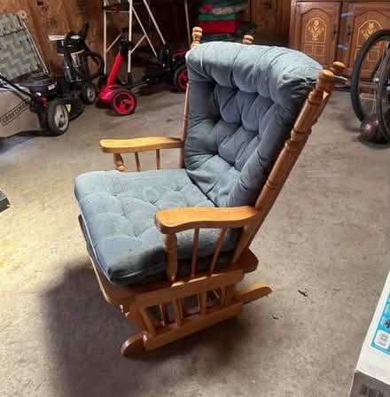 Photo of free Rocking chair (St Paul) #2
