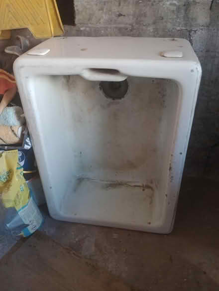 Photo of free Ceramic Belfast sink antique (Hanley ST1) #2