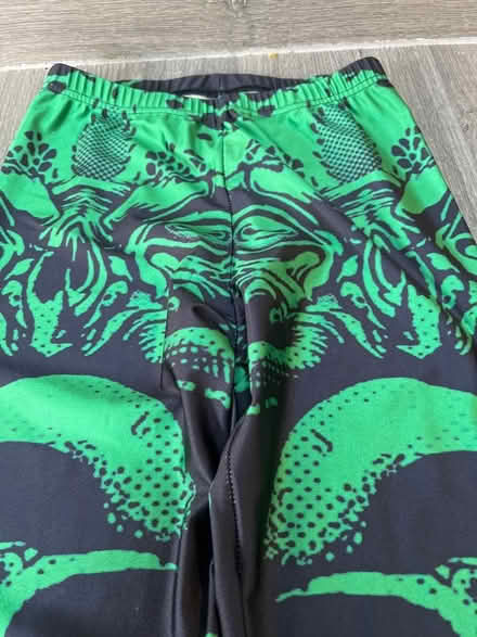 Photo of free Green pattern leggings. Good condition (Southsea PO4) #2