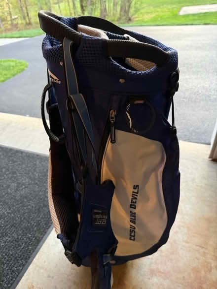 Photo of free Golf bag (Bedford NH) #1