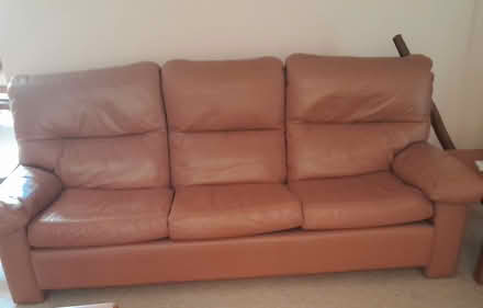 Photo of free Leather Lounge suite (Tuggeranong) #2