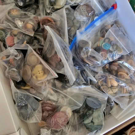 Photo of free Big Box Vintage Buttons (Abingdon North) #4