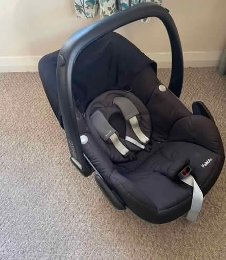 Photo of free Infant car seat (TN4) #2