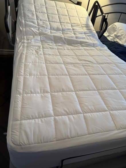 Photo of free Hospital bed (Cobourg On.) #1