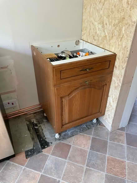 Photo of free Kitchen units (London Rd, HW HP11) #1