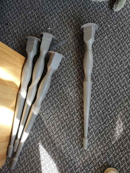 Photo of free Table and legs (Brinnington SK5) #2