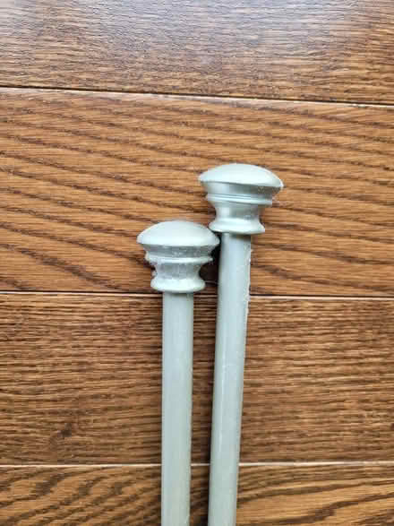 Photo of free Metal Curtain Rod #1 (Erin Mills) #1
