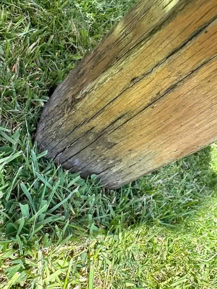 Photo of free Cotswold oak bench (Canvey ss8) #2