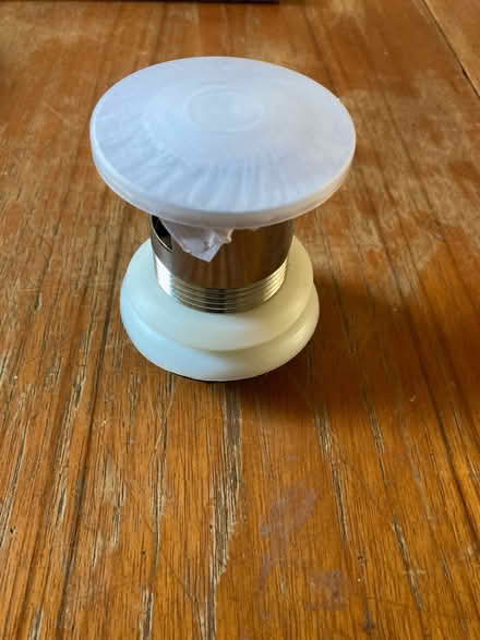Photo of free Pop up sink plug (St Leonards on Sea TN37) #1