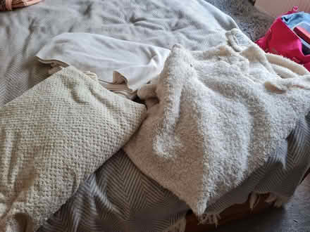 Photo of free 3 blankets (Walton Summit PR5) #1