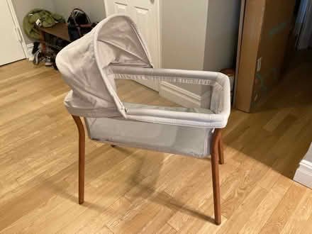 Photo of free Bassinet (Upper East Side (74th/1st)) #1