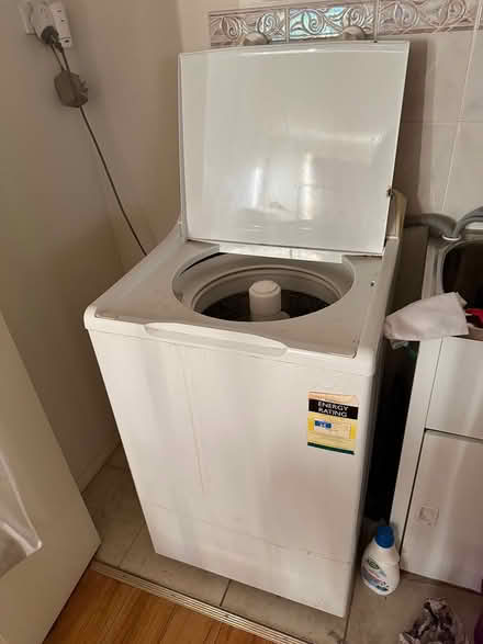 Photo of free 5kg top loading Washing Machine (Dorset Road, Boronia, Vic 3155) #2
