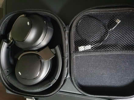 Photo of free Bluetooth headphones (over ear) (Aldershot GU12) #1