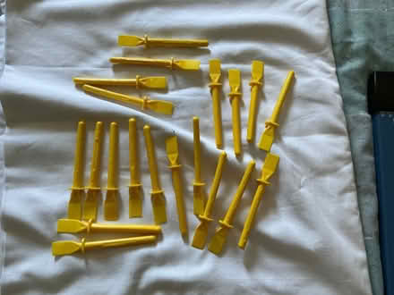 Photo of free Children’s glue spreaders (Walkley S6) #1