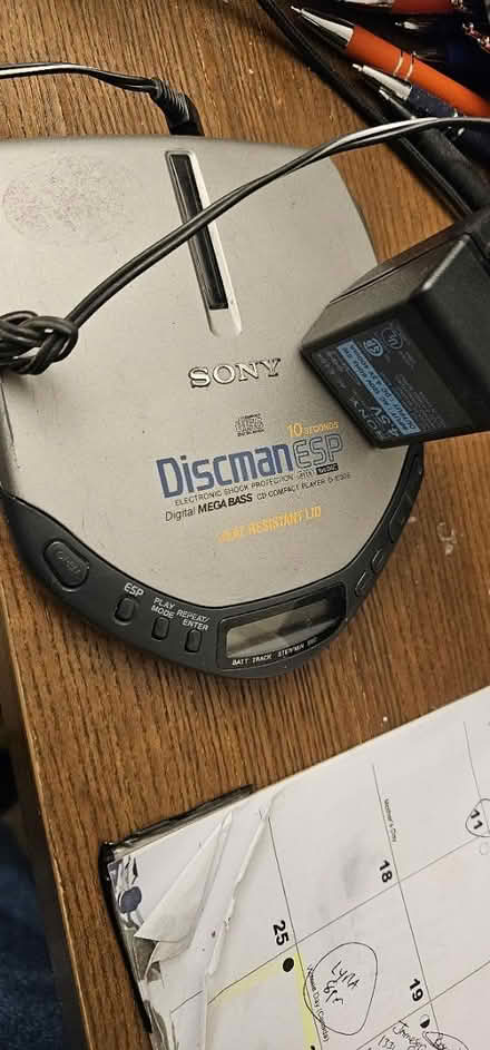 Photo of free portable cd player (60008) #1