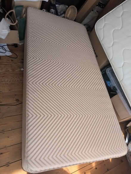 Photo of free Single bed base (NW11 Temple Fortune) #1