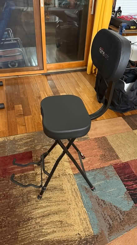 Photo of free guitar stand chair (West New York) #3