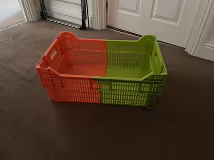 Photo of free Plastic crate (Cambridge CB4) #1