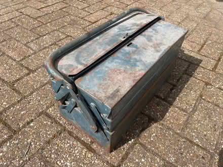 Photo of free Old cantilever toolbox (Green Street Green BR6) #1