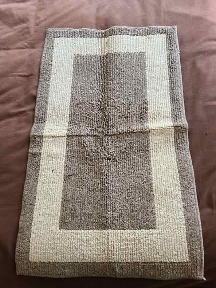 Photo of free Small rug (South Berkeley) #1
