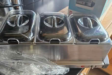 Photo of free 3 Tray Buffet Server (Woodley RG5) #2