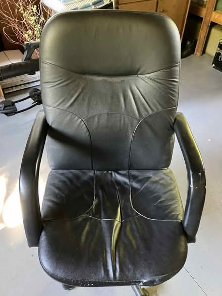Photo of free Adjustable Desk Chair (Cove) #1