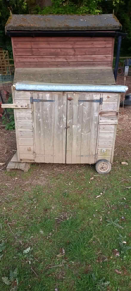 Photo of free Chicken/Duck House. (Pant SY10) #1
