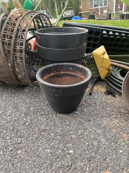 Photo of free Great plant pots, soaker hose 21754 (Ijamsville 21754) #4