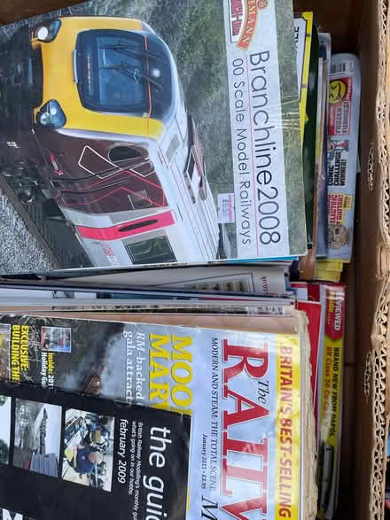 Photo of free Railway magazines (Leith EH6) #3