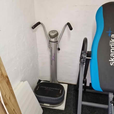 Photo of free Vibration plate machine (Moresby Parks CA28) #1