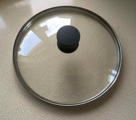Photo of free Glass Fry Pan Lid (Garden City OX5) #1
