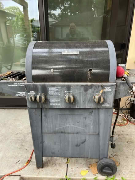 Photo of free Propane grill (Calderon and Mercy) #1