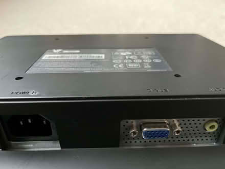 Photo of free [Faulty] Display-only monitor (no OS) & VGA cable (Horsley Woodhouse CP DE7) #4