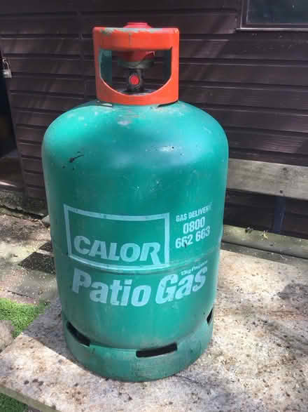 Photo of free 13kg bottle Calor gas (Great Wakering Essex SS3) #1