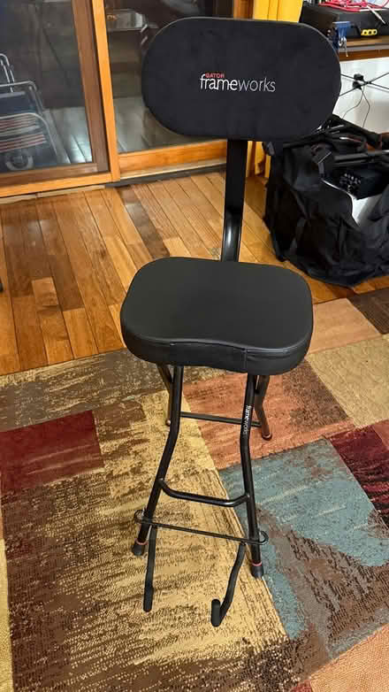 Photo of free guitar stand chair (West New York) #1