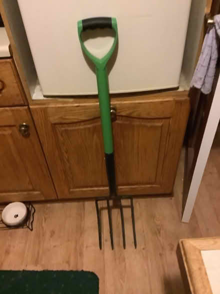 Photo of free Garden fork (Balerno EH14) #1