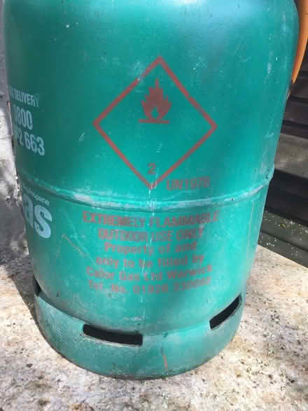 Photo of free 13kg bottle Calor gas (Great Wakering Essex SS3) #3