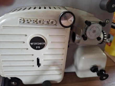 Photo of free Vintage 8mm film projector (Rhayader LD6) #4