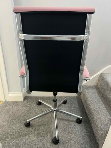 Photo of free Office computer chair (Sevenoaks) #4