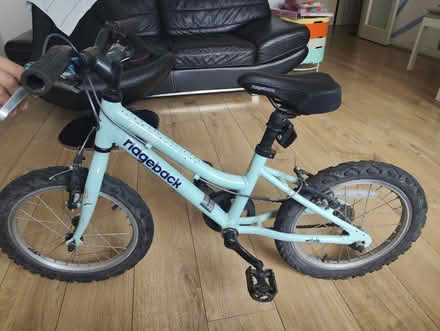 Photo of free Kids Bike (Wallington SM6) #1