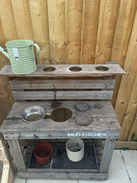 Photo of free Children’s mud kitchen (Arnold NG5) #3