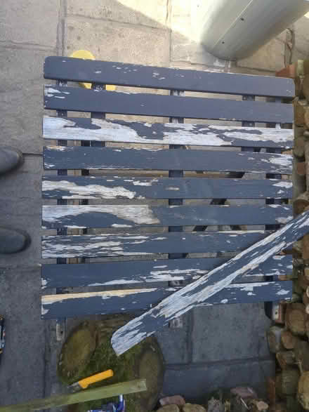 Photo of free Outdoor table (Mollington CH1) #1
