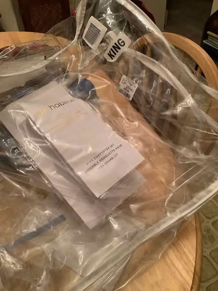 Photo of free King, comforter bag (Dovedale Dr & Rosedale Dr) #1