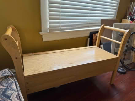 Photo of free Small Bench Seat (DT Redlands) #1