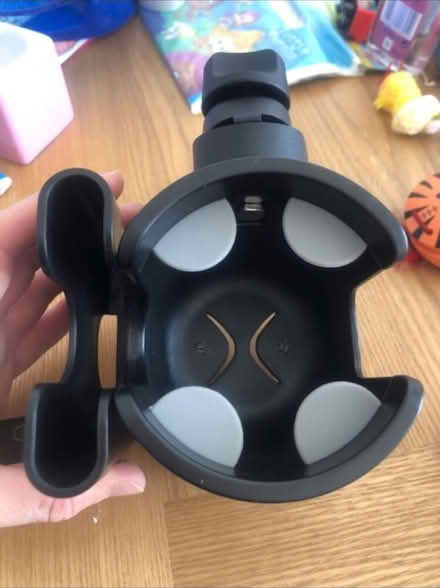 Photo of free In Car Cup & Phone Holder (Cheshunt En8) #1