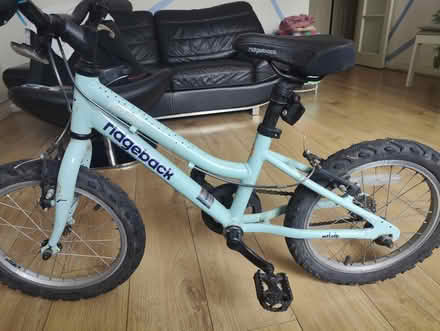 Photo of free Kids Bike (Wallington SM6) #4