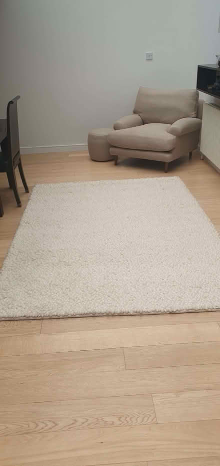 Photo of free Rug (Wandsworth Common SW17) #2