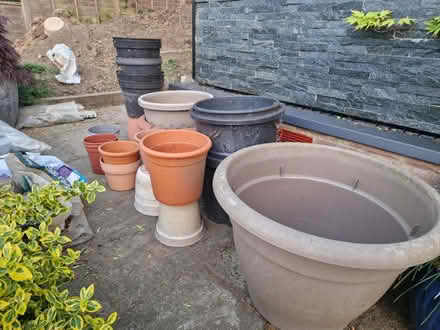 Photo of free Plastic pots large and small (Rusthall, TN4) #1